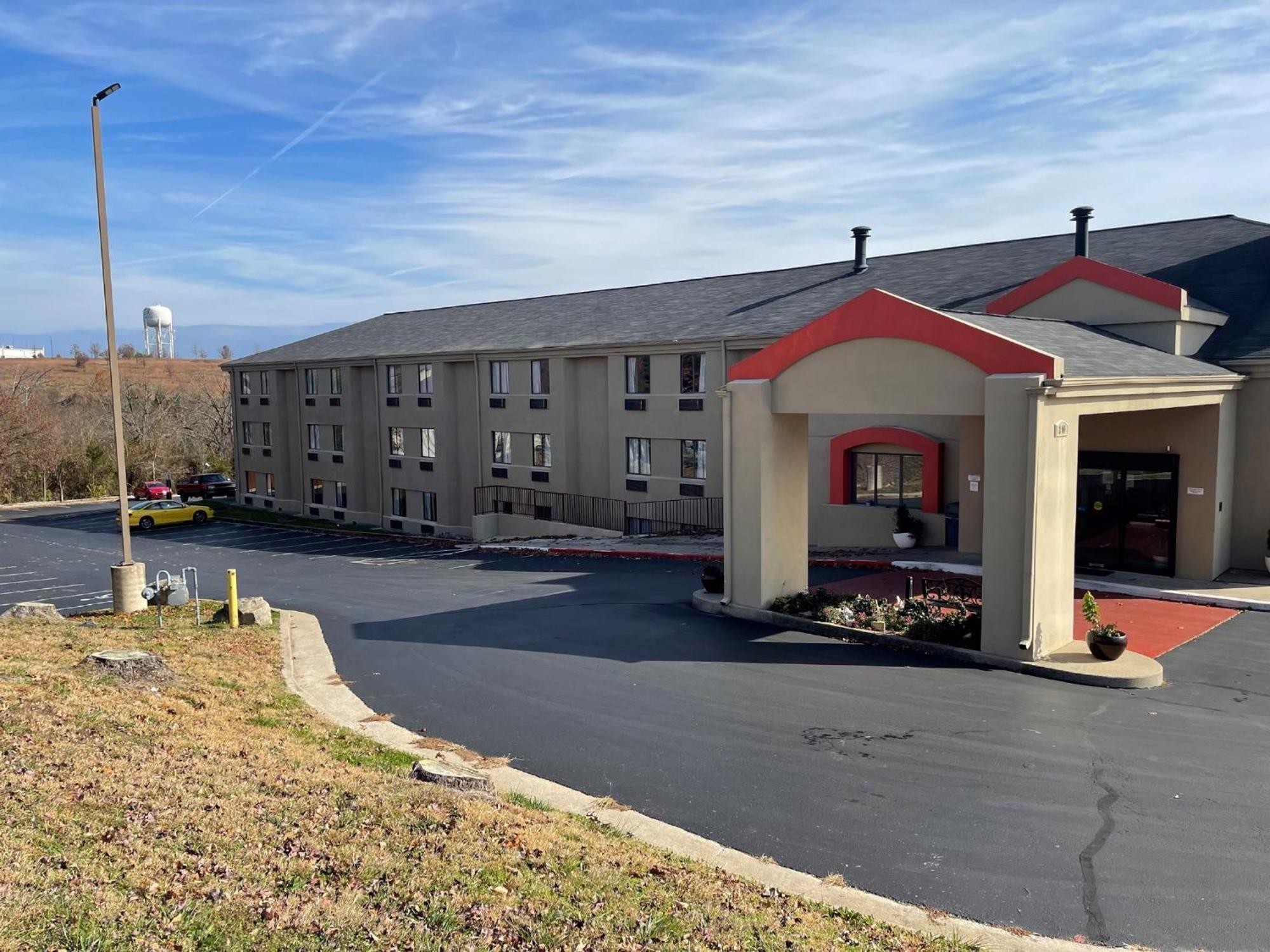 Red Roof Inn Branson Exterior photo